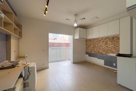 Apartamento para alugar com 35m², 1 quarto e sem vaga Apartamento para alugar com 35m², 1 quarto e sem vagaStudio