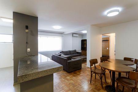 Apartamento para alugar com 107m², 2 quartos e 1 vaga Apartamento para alugar com 107m², 2 quartos e 1 vagaSala