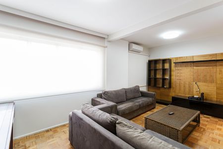 Apartamento para alugar com 107m², 2 quartos e 1 vaga Apartamento para alugar com 107m², 2 quartos e 1 vagaSala