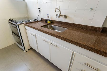 Apartamento para alugar com 107m², 2 quartos e 1 vaga Apartamento para alugar com 107m², 2 quartos e 1 vagaCozinha