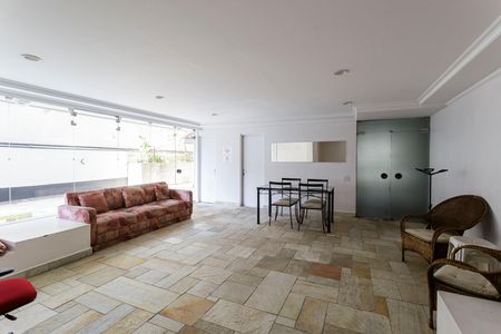 Apartamento para alugar com 107m², 2 quartos e 1 vaga Apartamento para alugar com 107m², 2 quartos e 1 vagaÁrea comum - Salão de festas