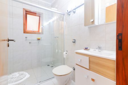 Casa de condomínio à venda com 200m², 3 quartos e 3 vagas Casa de condomínio à venda com 200m², 3 quartos e 3 vagasBanheiro