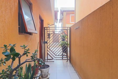 Casa de condomínio à venda com 200m², 3 quartos e 3 vagas Casa de condomínio à venda com 200m², 3 quartos e 3 vagasLavanderia