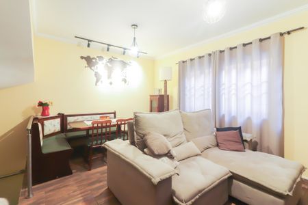 Casa de condomínio à venda com 200m², 3 quartos e 3 vagas Casa de condomínio à venda com 200m², 3 quartos e 3 vagasSala