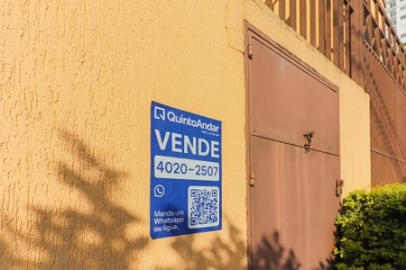 Casa de condomínio à venda com 200m², 3 quartos e 3 vagas Casa de condomínio à venda com 200m², 3 quartos e 3 vagasPlaca