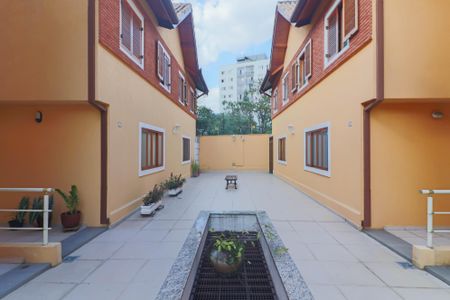 Casa de condomínio à venda com 200m², 3 quartos e 3 vagas Casa de condomínio à venda com 200m², 3 quartos e 3 vagasÁrea comum