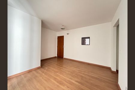 Apartamento para alugar com 44m², 1 quarto e 1 vagaSala