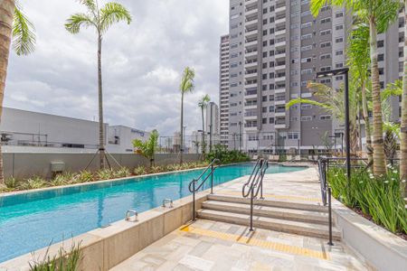 Apartamento à venda com 72m², 2 quartos e 1 vagaÁrea comum - Piscina