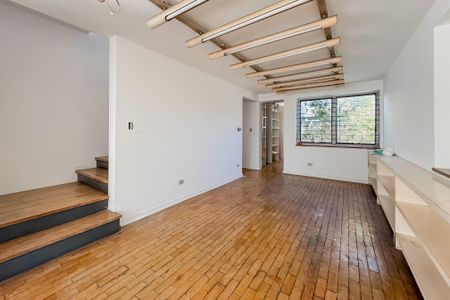 Casa à venda com 167m², 4 quartos e sem vagaQuarto do primeiro andar 