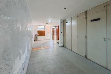 Casa à venda com 167m², 4 quartos e sem vagaSala - Térreo