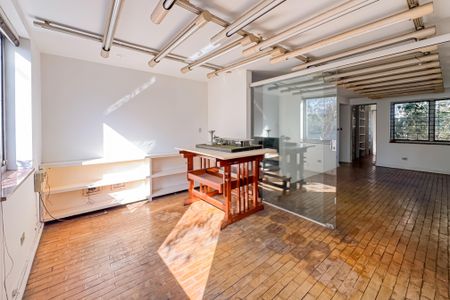 Casa à venda com 167m², 4 quartos e sem vagaQuarto do primeiro andar 