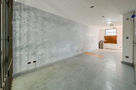 Casa à venda com 167m², 4 quartos e sem vagaSala - Térreo