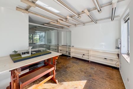 Casa à venda com 167m², 4 quartos e sem vagaQuarto do primeiro andar 