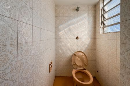 Casa à venda com 167m², 4 quartos e sem vagaBanheiro do Quarto do Segundo andar 