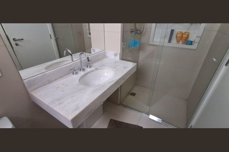 Casa à venda com 151m², 4 quartos e 3 vagas Casa à venda com 151m², 4 quartos e 3 vagasBanheiro Social