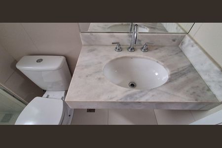 Casa à venda com 151m², 4 quartos e 3 vagas Casa à venda com 151m², 4 quartos e 3 vagasBanheiro Suíte 2