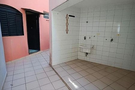 Casa à venda com 155m², 2 quartos e 2 vagas