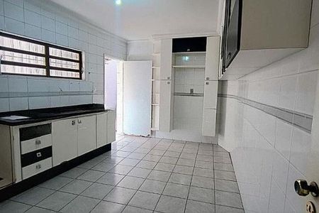 Casa à venda com 155m², 2 quartos e 2 vagas