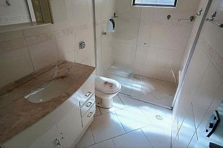 Casa à venda com 155m², 2 quartos e 2 vagas