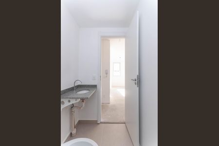 Apartamento à venda com 40m², 2 quartos e sem vaga Apartamento à venda com 40m², 2 quartos e sem vagaBanheiro Social
