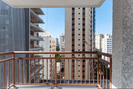 Apartamento à venda com 40m², 2 quartos e sem vaga Apartamento à venda com 40m², 2 quartos e sem vagaVaranda