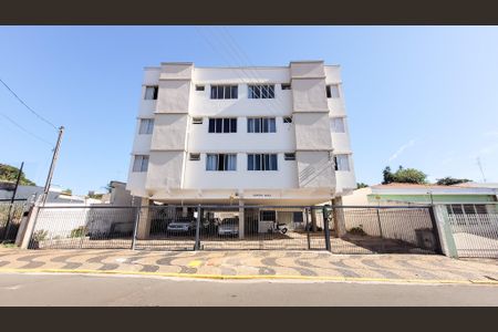 Apartamento à venda com 75m², 2 quartos e 1 vaga Apartamento à venda com 75m², 2 quartos e 1 vagaFachada