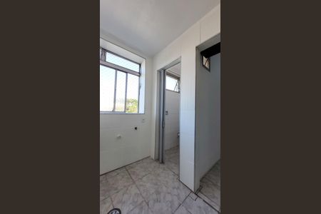 Apartamento à venda com 75m², 2 quartos e 1 vaga Apartamento à venda com 75m², 2 quartos e 1 vagaLavanderia