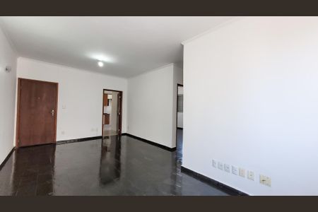 Apartamento à venda com 75m², 2 quartos e 1 vaga Apartamento à venda com 75m², 2 quartos e 1 vagaSala