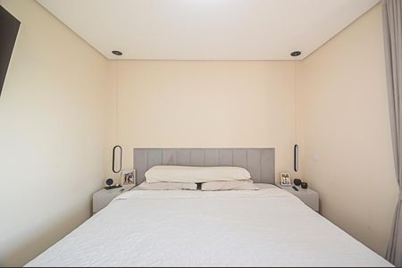 Apartamento à venda com 112m², 4 quartos e 2 vagas Apartamento à venda com 112m², 4 quartos e 2 vagas Suíte