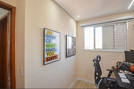 Apartamento à venda com 112m², 4 quartos e 2 vagas Apartamento à venda com 112m², 4 quartos e 2 vagasEscritório