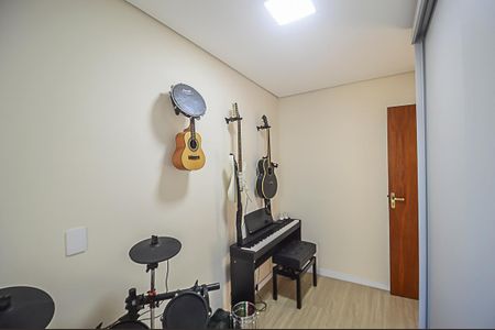 Apartamento à venda com 112m², 4 quartos e 2 vagas Apartamento à venda com 112m², 4 quartos e 2 vagasQuarto 2