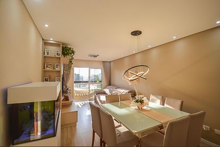 Apartamento à venda com 112m², 4 quartos e 2 vagas Apartamento à venda com 112m², 4 quartos e 2 vagasSala