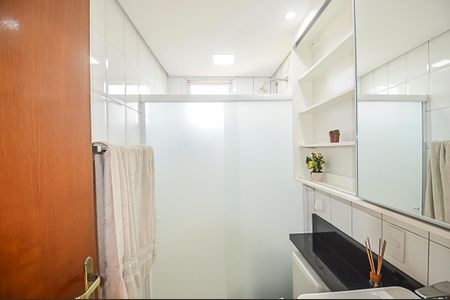 Apartamento à venda com 112m², 4 quartos e 2 vagas Apartamento à venda com 112m², 4 quartos e 2 vagasBanheiro