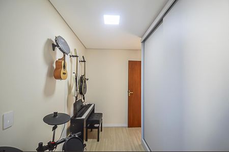 Apartamento à venda com 112m², 4 quartos e 2 vagas Apartamento à venda com 112m², 4 quartos e 2 vagasQuarto 2