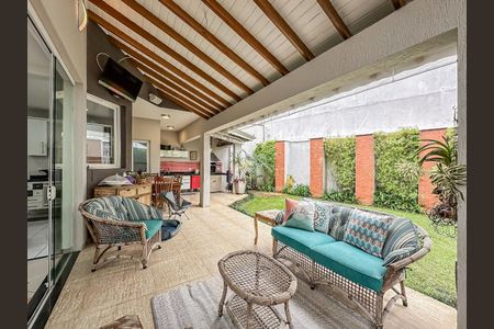 Casa à venda com 205m², 3 quartos e 4 vagas