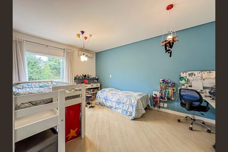 Casa à venda com 205m², 3 quartos e 4 vagas