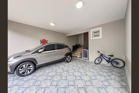 Casa à venda com 205m², 3 quartos e 4 vagas