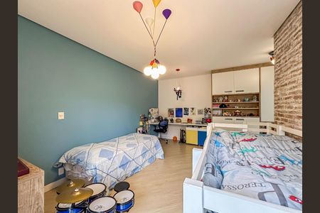 Casa à venda com 205m², 3 quartos e 4 vagas