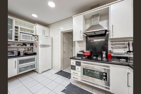 Casa à venda com 205m², 3 quartos e 4 vagas