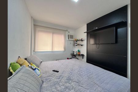 Apartamento à venda com 126m², 3 quartos e 2 vagasSuíte 1