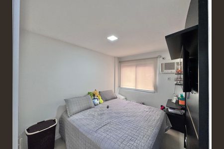 Apartamento à venda com 126m², 3 quartos e 2 vagasSuíte 1