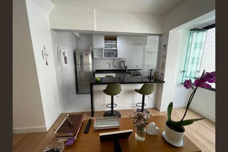 Apartamento à venda com 70m², 2 quartos e 2 vagas