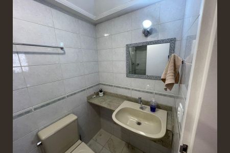 Apartamento à venda com 70m², 2 quartos e 2 vagas Apartamento à venda com 70m², 2 quartos e 2 vagasLavabo