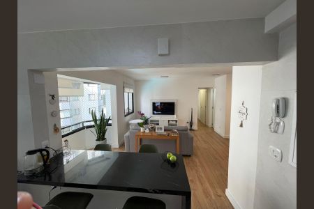 Apartamento à venda com 70m², 2 quartos e 2 vagas Apartamento à venda com 70m², 2 quartos e 2 vagasCozinha