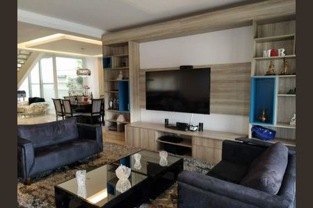 Casa de condomínio à venda com 500m², 4 quartos e 4 vagas