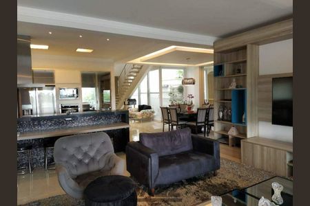 Casa de condomínio à venda com 500m², 4 quartos e 4 vagas