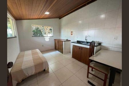 Casa à venda com 252m², 4 quartos e 2 vagas