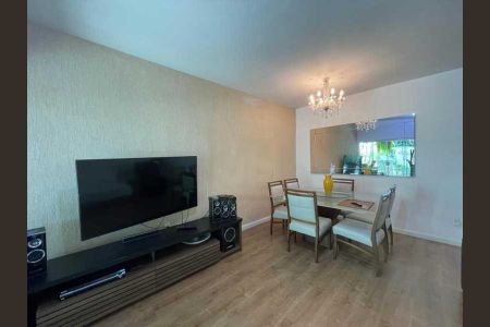 Casa à venda com 252m², 4 quartos e 2 vagas