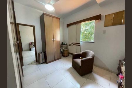 Casa à venda com 252m², 4 quartos e 2 vagas