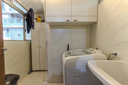 Apartamento à venda com 90m², 3 quartos e 1 vagaÁrea de Serviço